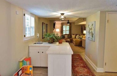 864 Chattahoochee Dr, Gainesville GA 30501-2303 exterior