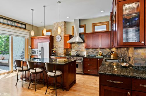 1309 Carmen Ave, Chicago IL 60640-2903 exterior