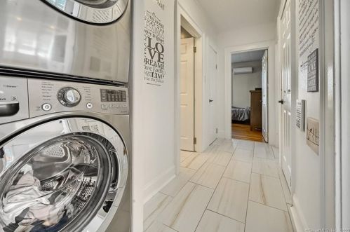 54 Belmont St, New Britain CT 06053-3506 exterior