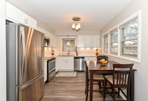 5622 Montana St, Milwaukee WI  53219-3164 exterior