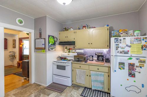 107 Harvey St, Ely MN 55731-1147 exterior