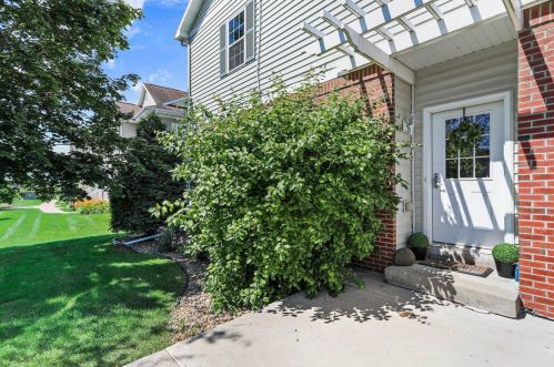 4025 Maple Grove Dr, Madison WI  53719-5906 exterior