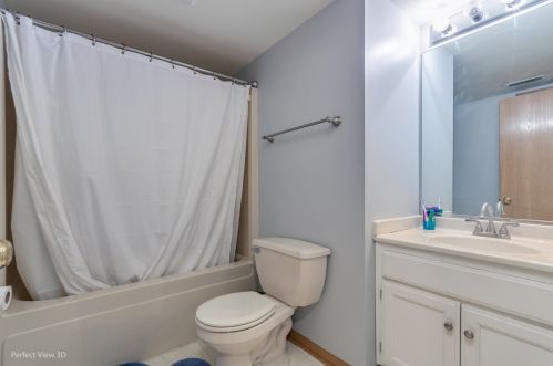 1236 Callaway Dr, Joliet IL 60404-8155 exterior