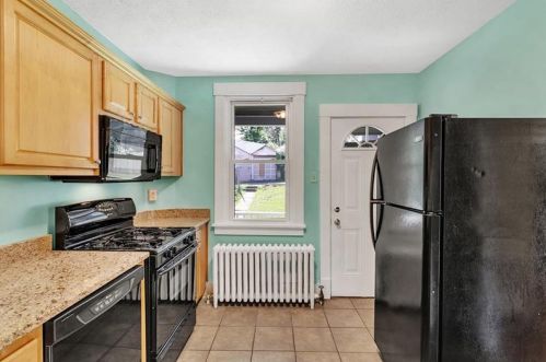 7356 Whipple St, Pittsburgh PA 15218-2054 exterior