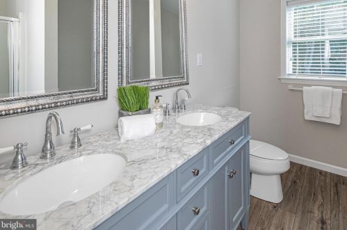 329 Thiemarx Ter, Montgomery NJ exterior