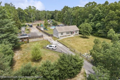 204 Bennetts Mills Rd, Jackson Twp NJ 08527-4260 exterior