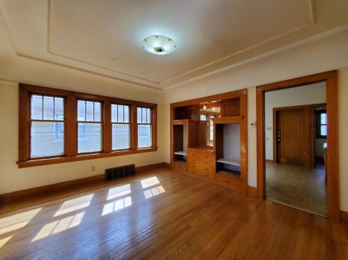 2825 52, Milwaukee WI 53210-1607 exterior