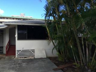 1835 Makiki St, Honolulu HI  96822-3267 exterior