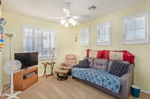 890 Leo Pl, Chandler AZ 85249-5215 exterior