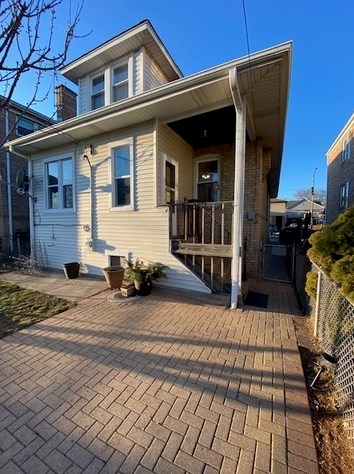 5751 Addison St, Chicago IL 60634-4316 exterior