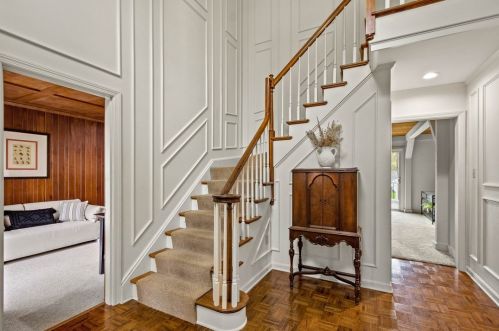 1521 Candlewood Dr, Pittsburgh PA  15241-2909 exterior