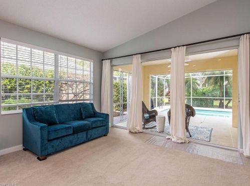 5552 Islandwalk Cir, Naples FL 34119-1613 exterior