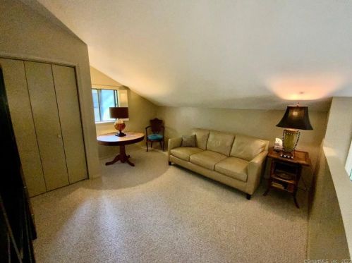 231 Ledge Dr, Torrington CT 06790-2245 exterior