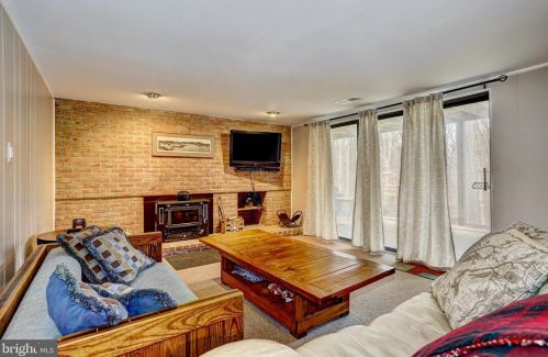 2614 Claret Dr, Fallston MD 21047-2118 exterior