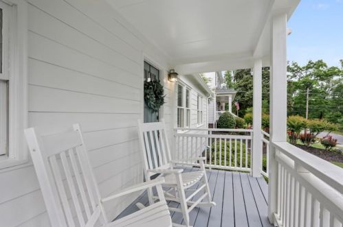 2796 Georgian Dr, Atlanta, GA 30341-4820