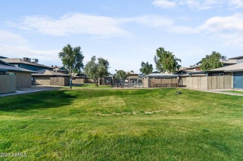 286 Palomino Dr, Chandler AZ 85225-3464 exterior