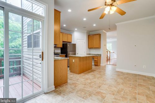 7541 Great Swan Ct, Alexandria VA 22306-2275 exterior