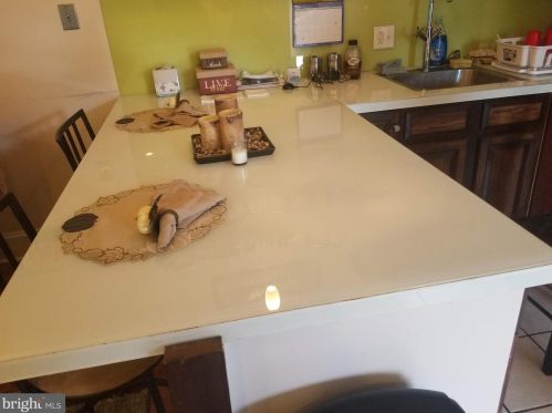 2555 American St, Philadelphia PA 19140-5724 exterior