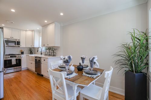 804 Fairfield Ave, Elmhurst IL  60126-4711 exterior