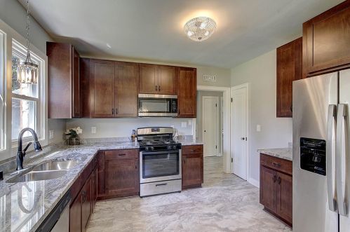 8051 37th St, Milwaukee WI  53209-1503 exterior