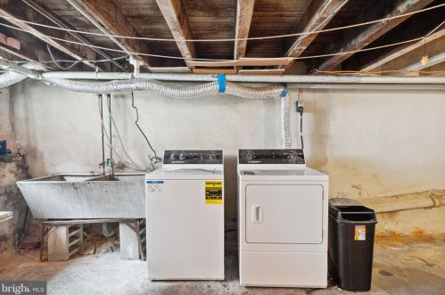 1127 Daly St, Philadelphia PA  19148-3018 exterior