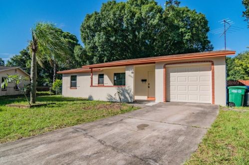 6333 Lansdale Cir, Tampa FL  33616-1405 exterior