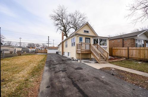 9211 Normal Ave, Chicago, IL 60620-2328