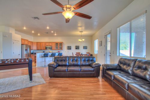 7017 Cottontail Run Ave, Tucson AZ 85756-3064 exterior