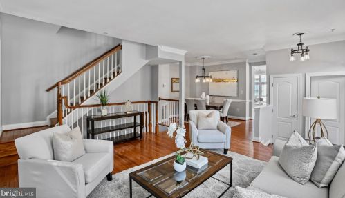 1626 Colonial Hills Dr, Mc Lean VA  22102-2938 exterior