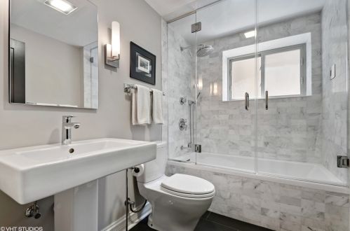 1734 Balmoral Ave, Chicago IL 60640-1003 exterior