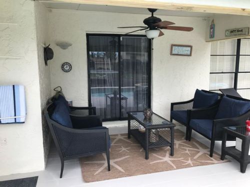 6104 Galleon Way, Tampa FL  33615-3635 exterior