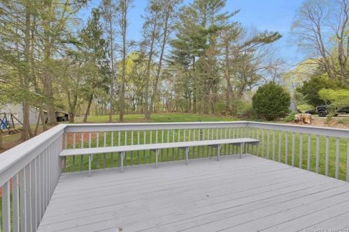 156 Avery St, Manchester CT 06042-1756 exterior