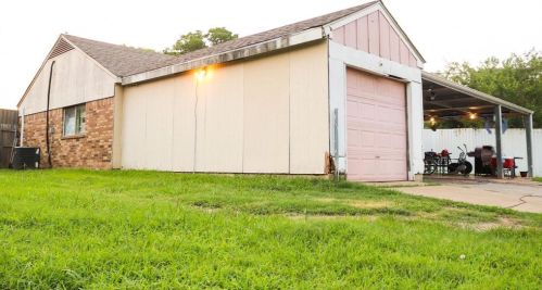 632 Esterine Rd, Dallas TX 75217-7768 exterior