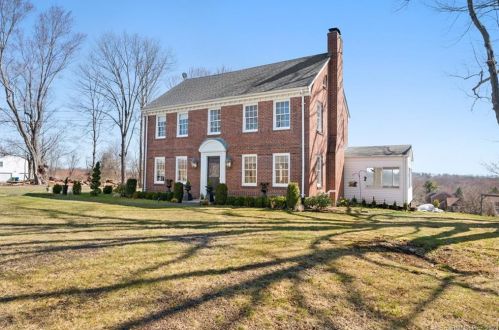 616 Poquonock Ave, Windsor CT  06095-2204 exterior