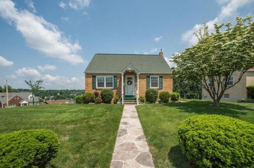 3540 Middleboro Rd, Pittsburgh, PA 15234-2329