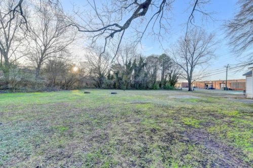 4523 Elmdale Dr, Tucker GA 30084-6565 exterior