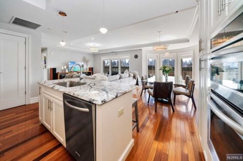 53 Eton Row, Union City NJ 07086 exterior