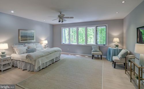 10011 Avenel Farm Dr, Rockville MD 20854-5410 exterior