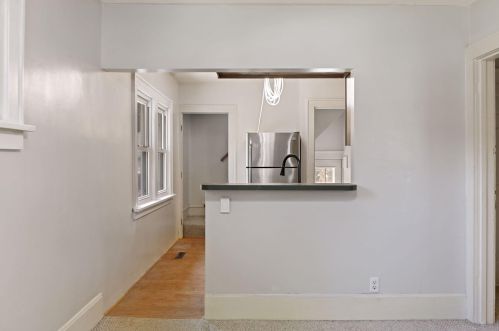 1012 6 St, Saint Paul MN 55106-4609 exterior