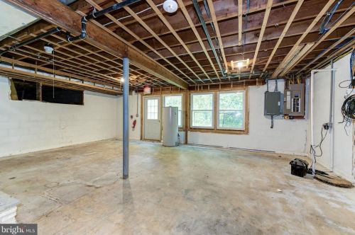 789 Rte 45, Pilesgrove NJ 08098-2528 exterior