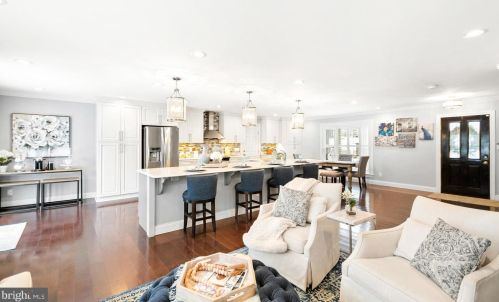 4721 Jasmine Dr, Rockville MD exterior