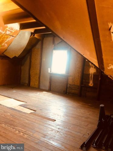 406 Elmwood Ave, Manor PA 19036-2327 exterior