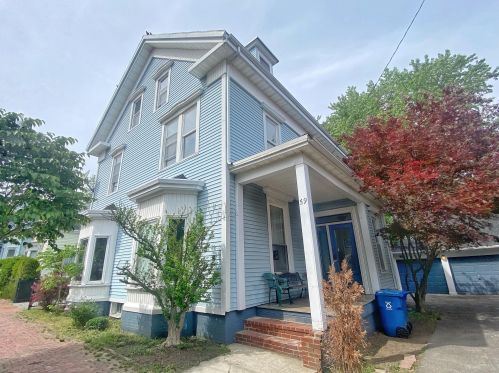 59 Atlantic St, Portland, ME 04101-4413