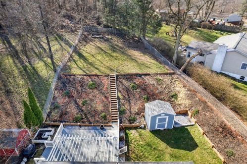 236 Larue Dr, Moon Twp PA  15108-1154 exterior