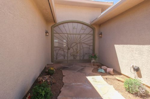 1919 Placita Canoa Azul, Green Valley, AZ 85622-8077