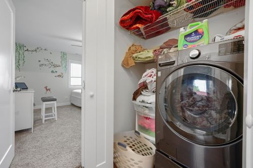 5606 Parkside Ave, Chicago IL 60646-6421 exterior