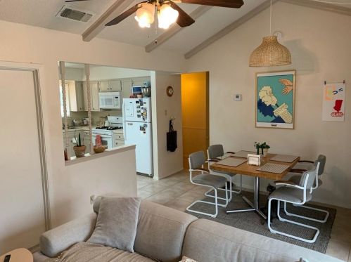 4804 Aberdeen Dr, Austin TX 78745-2108 exterior