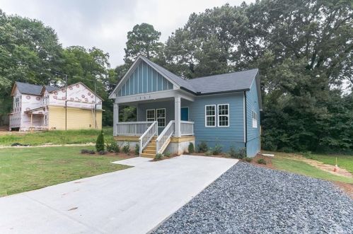 1263 Lyle Ave, Atlanta, GA 30344-3527