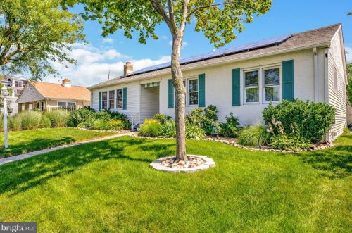 103 30th St, Brigantine City, NJ 08203-1719