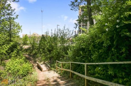 951 Glenwood Ave, Atlanta GA  30316-1885 exterior